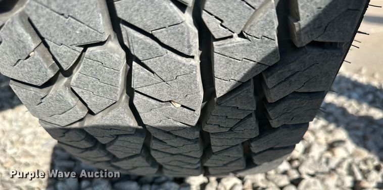 image for item NP9478 2011 Ford  F350 Super Duty bucket truck