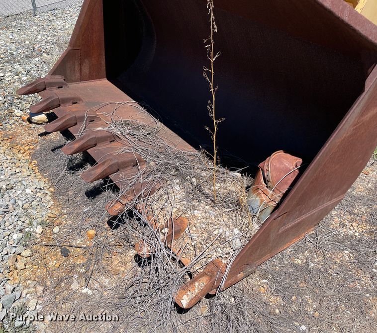 image for item NT9480 1986 Liebherr LR631B  track loader