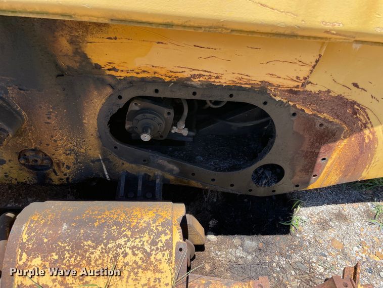 image for item NT9480 1986 Liebherr LR631B  track loader