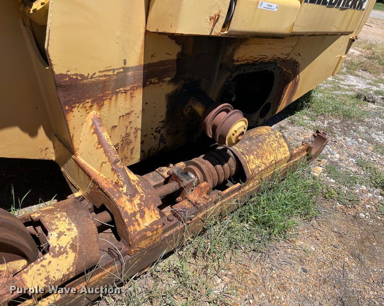 image for item NT9480 1986 Liebherr LR631B  track loader