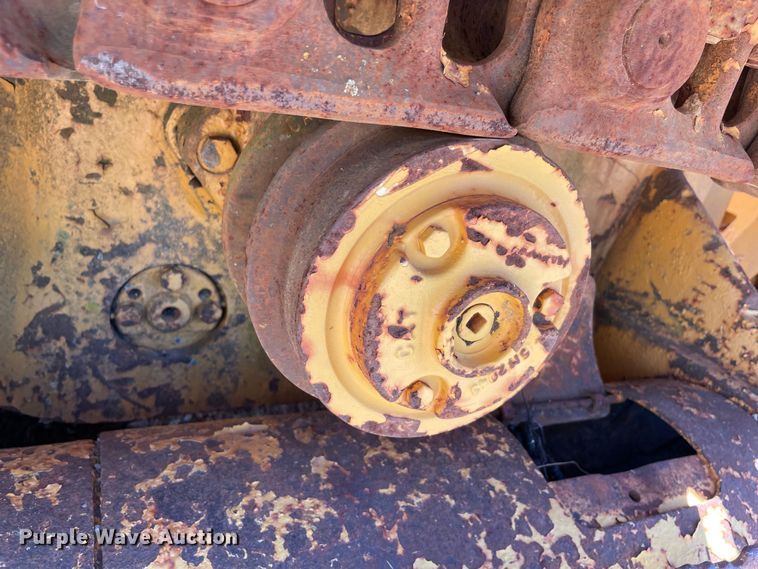 image for item NT9480 1986 Liebherr LR631B  track loader