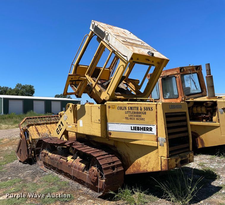 image for item NT9481 1992 Liebherr LR621B  track loader