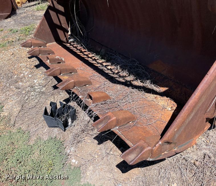 image for item NT9481 1992 Liebherr LR621B  track loader