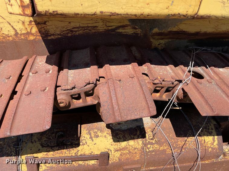 image for item NT9481 1992 Liebherr LR621B  track loader