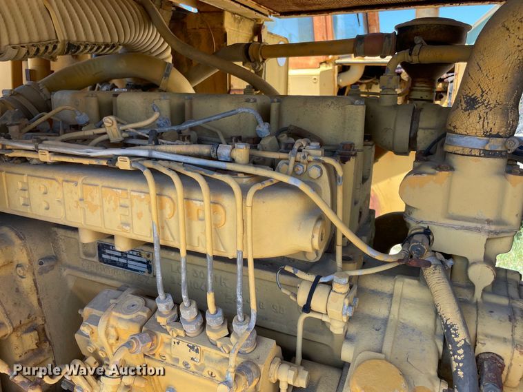 image for item NT9481 1992 Liebherr LR621B  track loader
