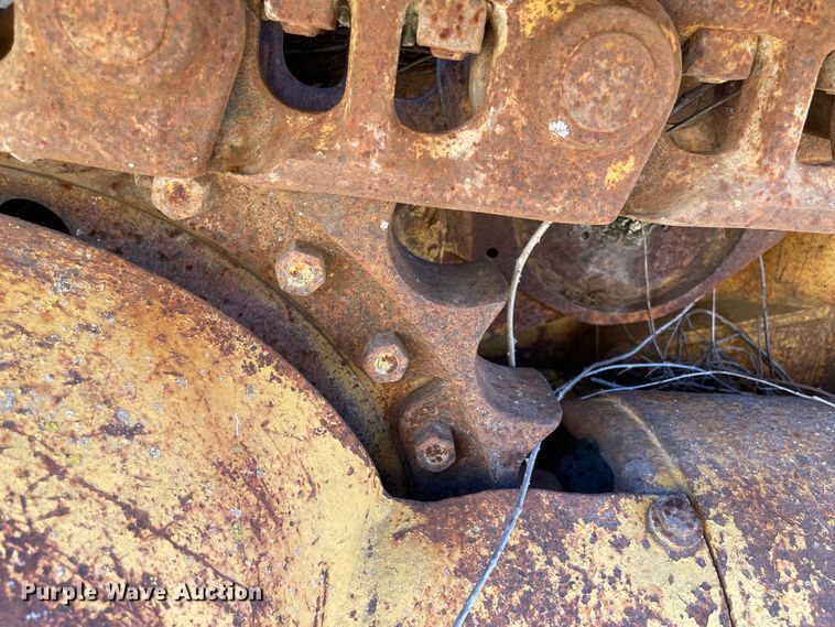 image for item NT9481 1992 Liebherr LR621B  track loader