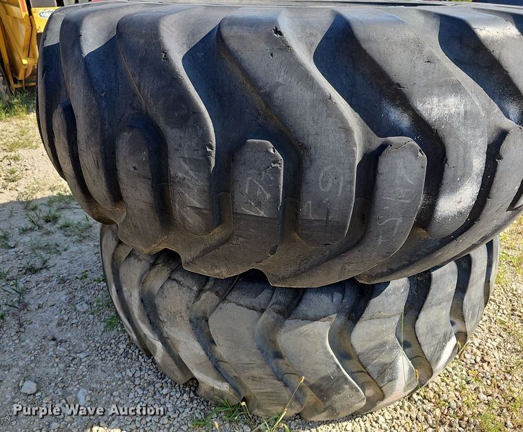 image for item NU9199 (2) Goodyear tires