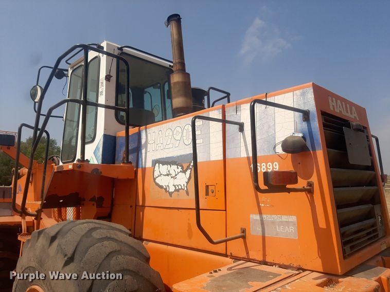 image for item NV9285 Halla HA290E  wheel loader