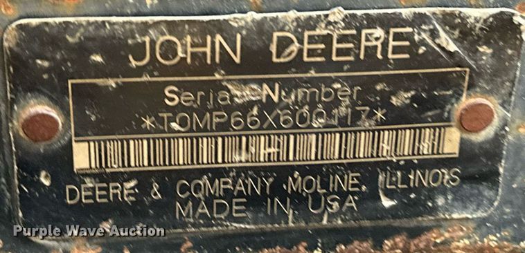 image for item NX9735 2004 John Deere 240 Series II  skid steer loader