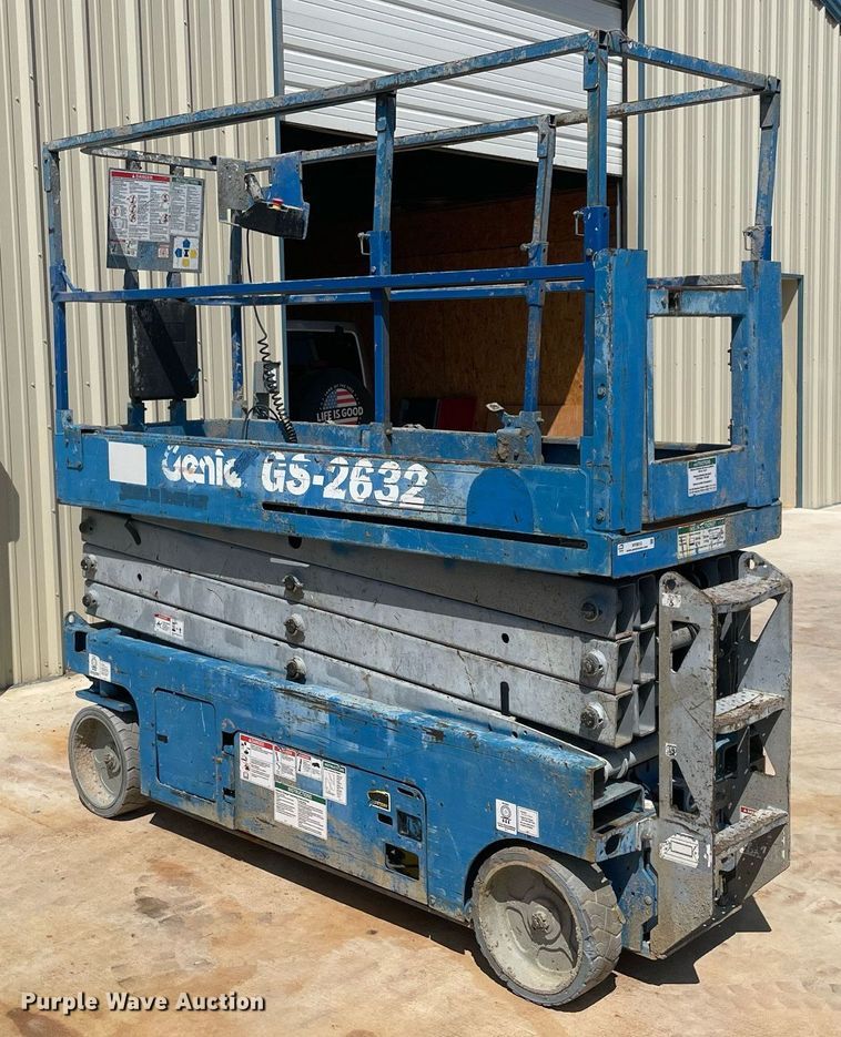 image for item NY9813 Genie GS-2632  scissor lift