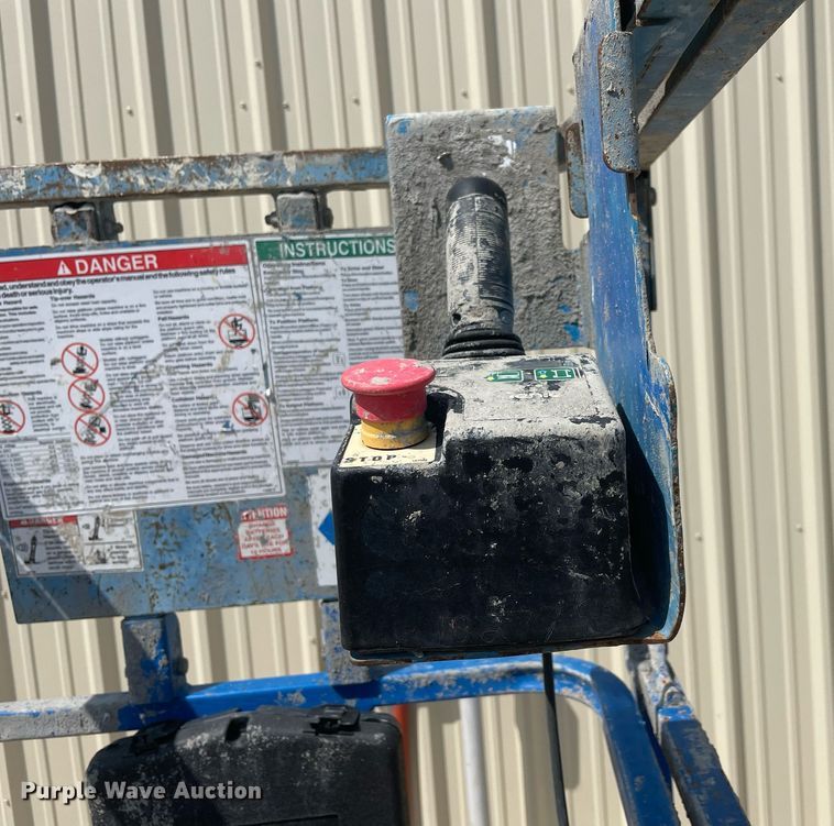 image for item NY9813 Genie GS-2632  scissor lift