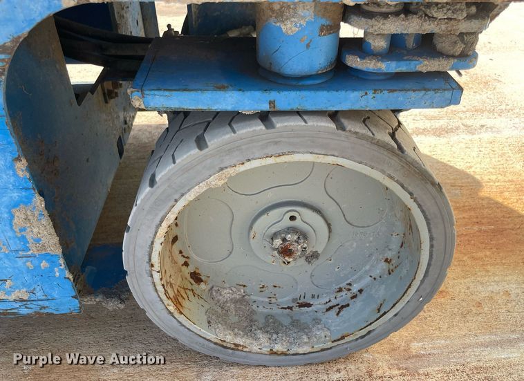 image for item NY9813 Genie GS-2632  scissor lift