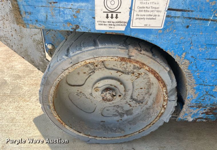 image for item NY9813 Genie GS-2632  scissor lift