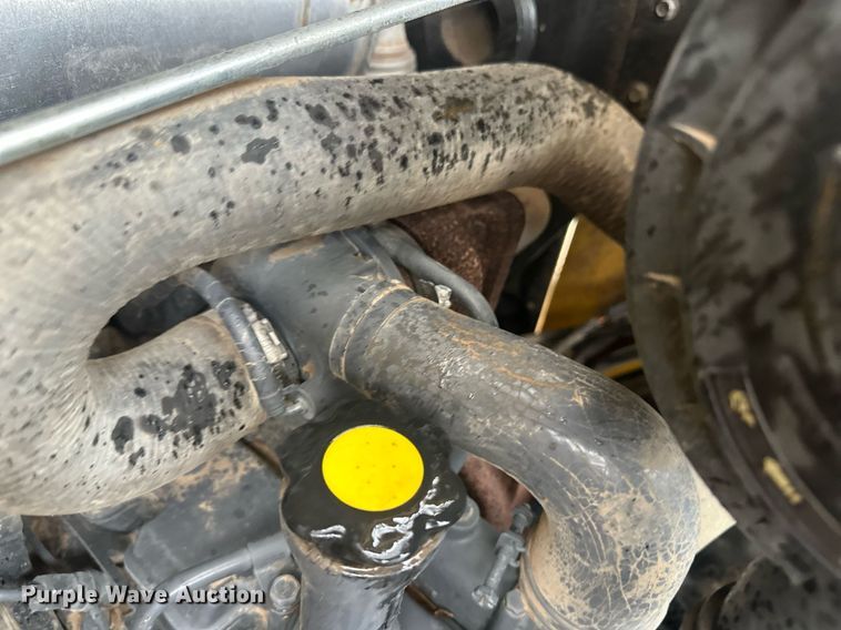 image for item OC9485 2012 New Holland L220  skid steer loader