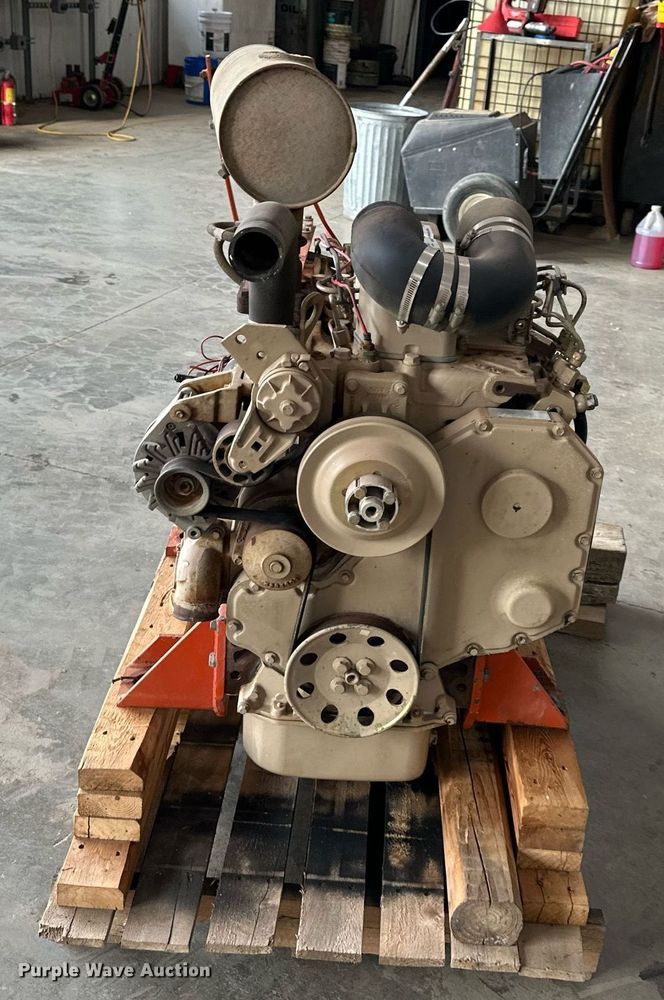 image for item OF9014 Cummins 4B  engine