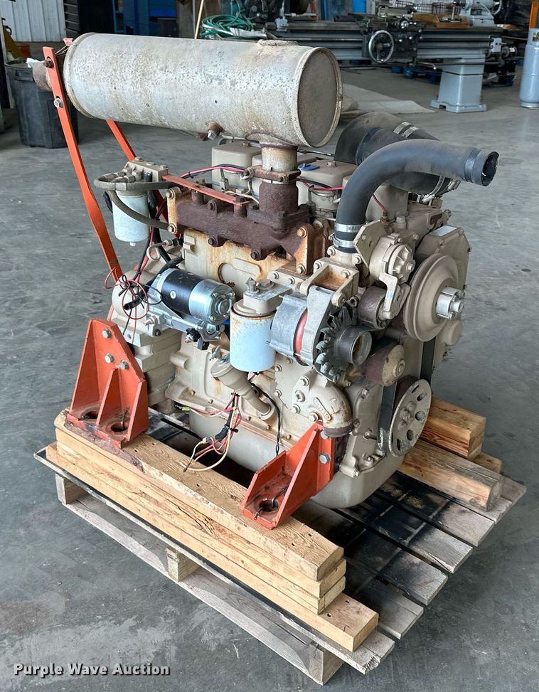 image for item OF9014 Cummins 4B  engine