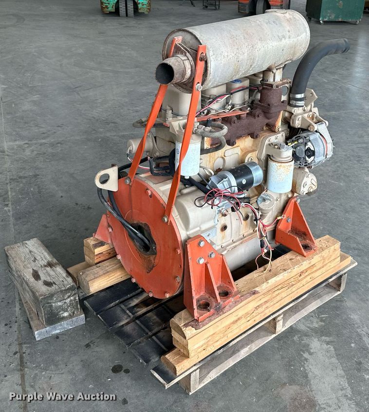 image for item OF9014 Cummins 4B  engine