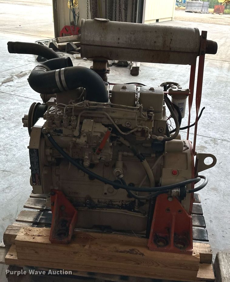 image for item OF9014 Cummins 4B  engine