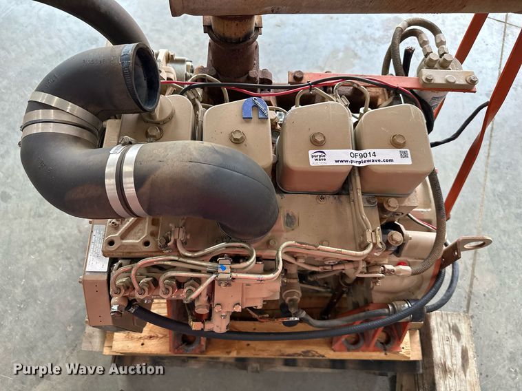 image for item OF9014 Cummins 4B  engine
