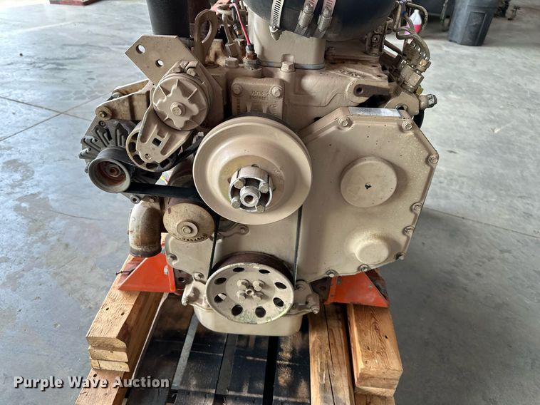 image for item OF9014 Cummins 4B  engine