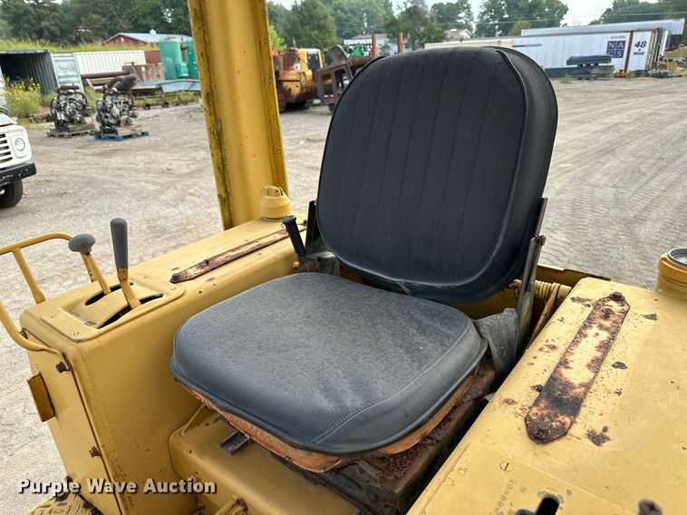 image for item OF9015 1978 Caterpillar 931  track loader