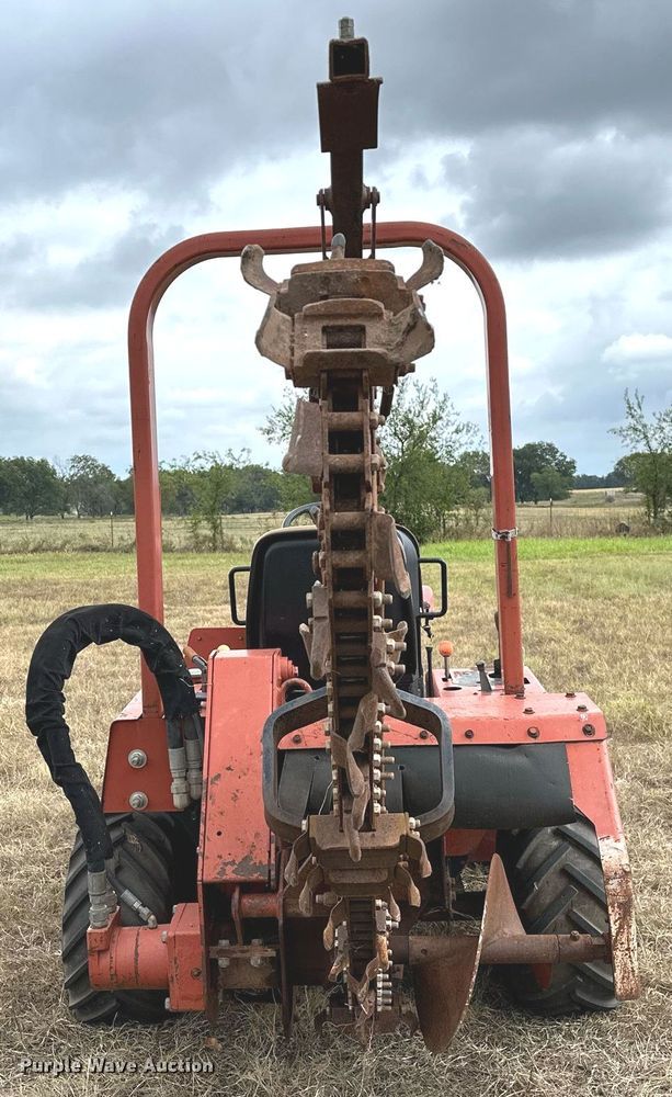 image for item OG9237 2005 Ditch Witch RT40  trencher