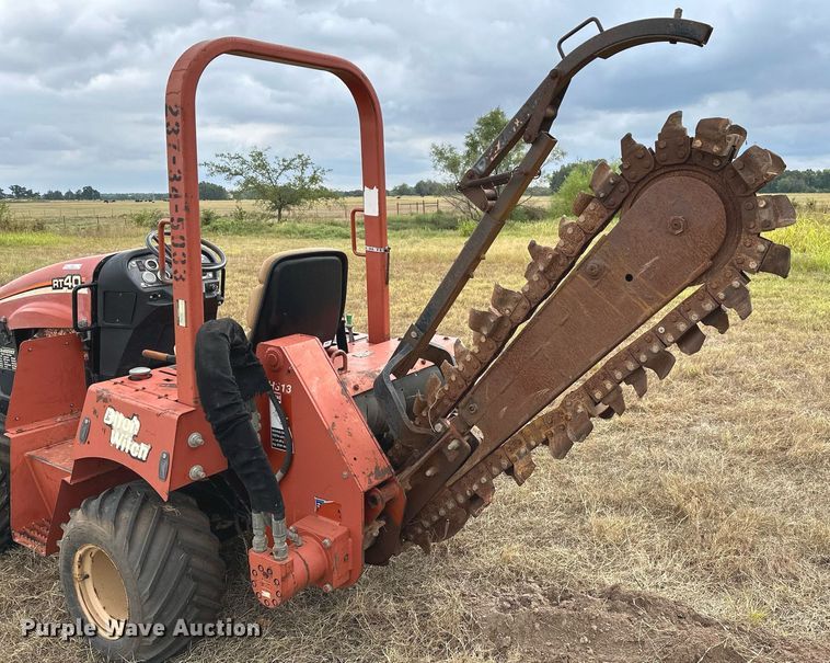 image for item OG9237 2005 Ditch Witch RT40  trencher