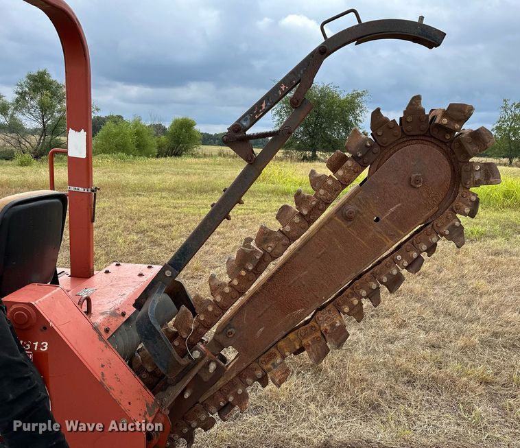 image for item OG9237 2005 Ditch Witch RT40  trencher