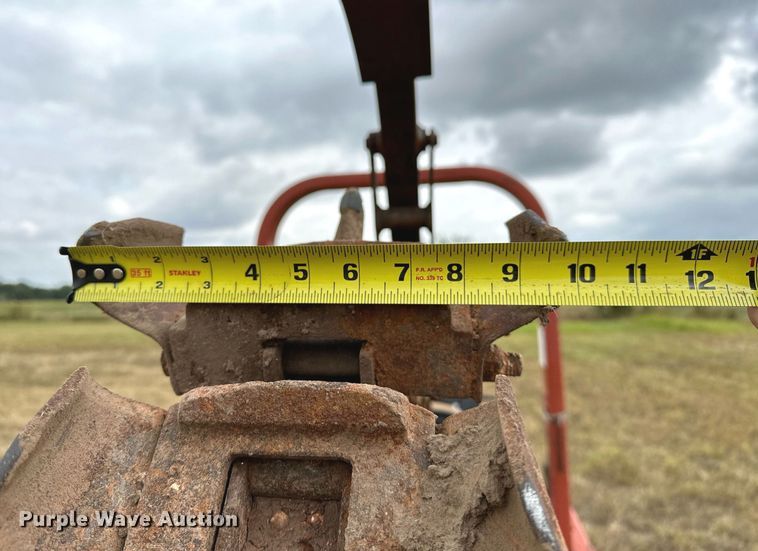 image for item OG9237 2005 Ditch Witch RT40  trencher