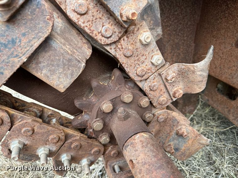 image for item OG9237 2005 Ditch Witch RT40  trencher