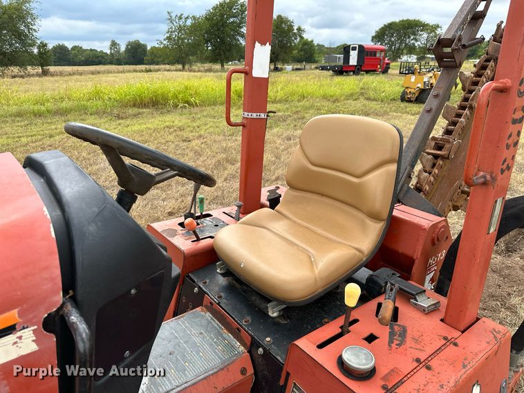 image for item OG9237 2005 Ditch Witch RT40  trencher