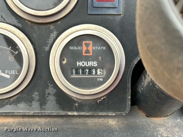 image for item OG9237 2005 Ditch Witch RT40  trencher