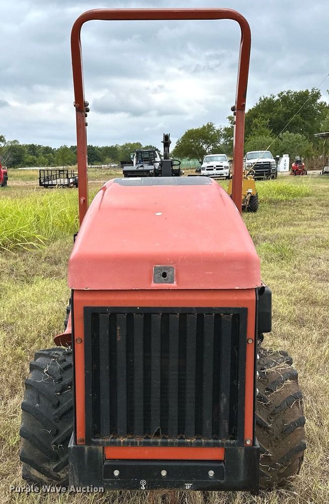 image for item OG9238 2007 Ditch Witch 420SX  cable plow