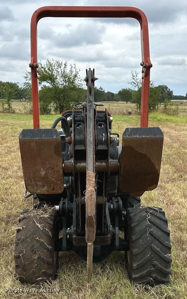 image for item OG9238 2007 Ditch Witch 420SX  cable plow