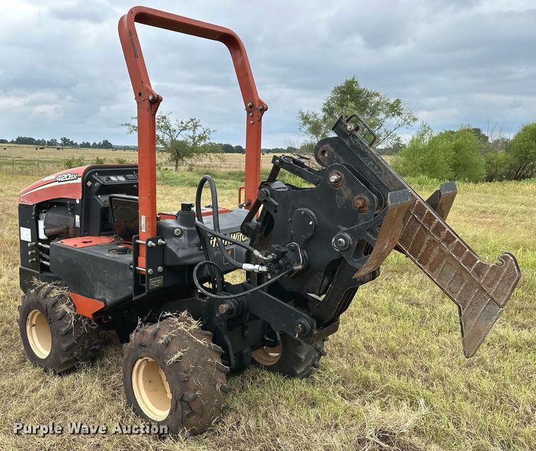 image for item OG9238 2007 Ditch Witch 420SX  cable plow