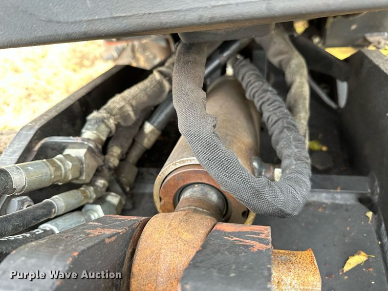 image for item OG9238 2007 Ditch Witch 420SX  cable plow