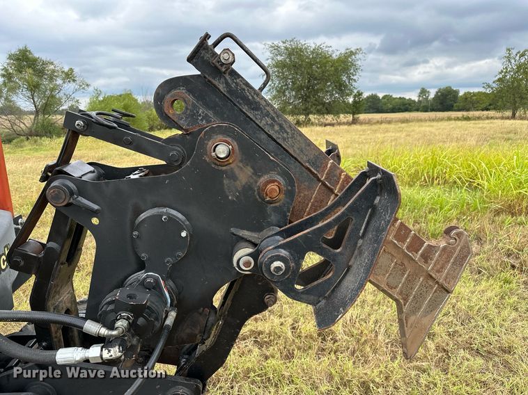 image for item OG9238 2007 Ditch Witch 420SX  cable plow