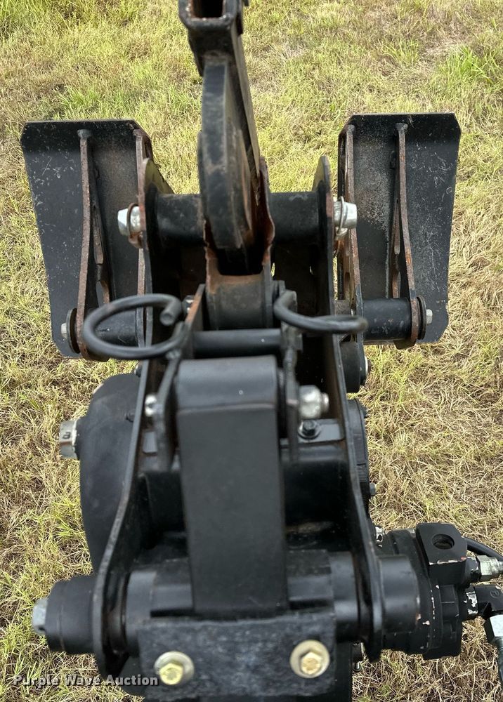 image for item OG9238 2007 Ditch Witch 420SX  cable plow