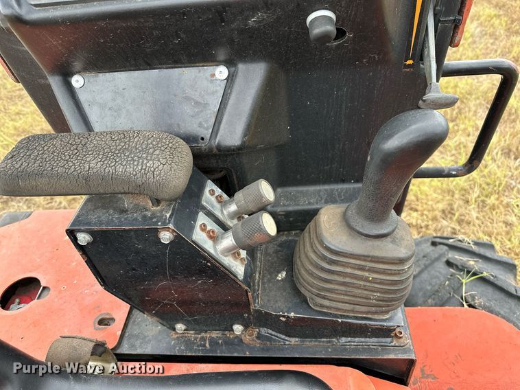 image for item OG9238 2007 Ditch Witch 420SX  cable plow