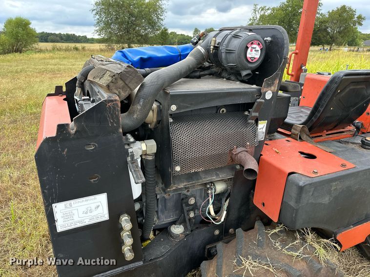 image for item OG9238 2007 Ditch Witch 420SX  cable plow