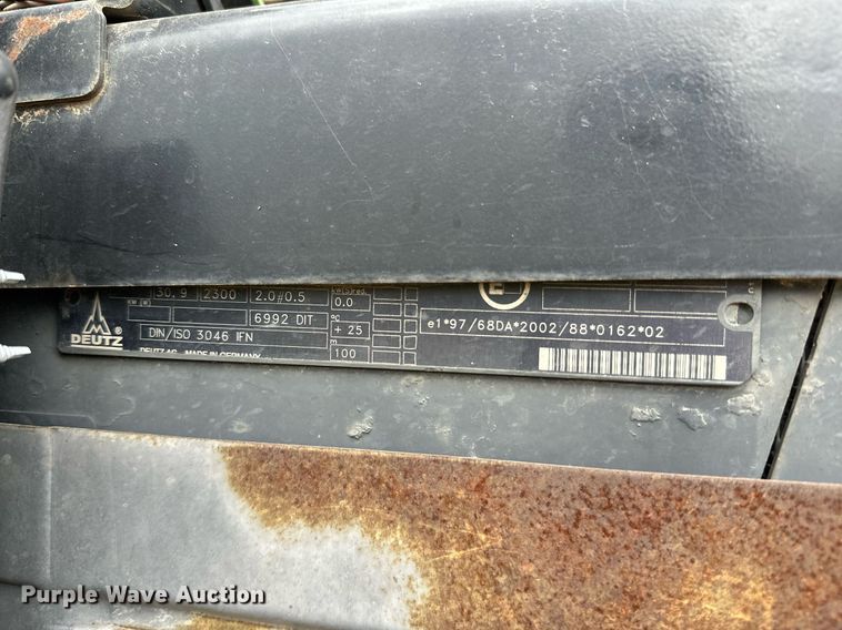 image for item OG9238 2007 Ditch Witch 420SX  cable plow