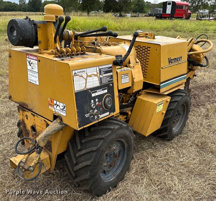 image for item OG9239 1986 Vermeer  LM-35 cable plow