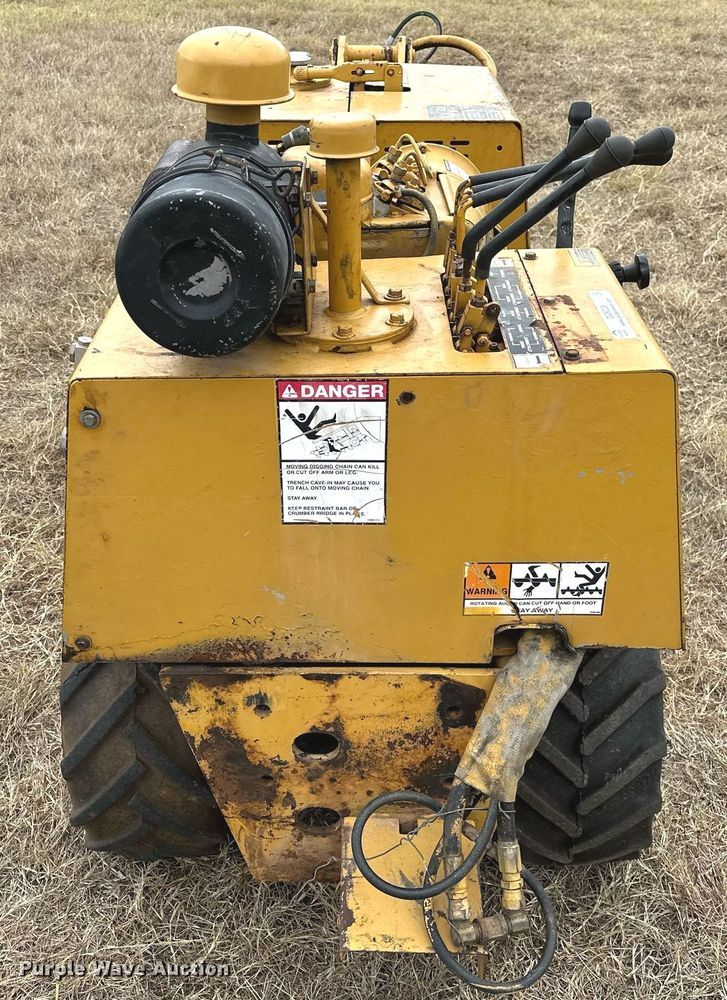 image for item OG9239 1986 Vermeer  LM-35 cable plow