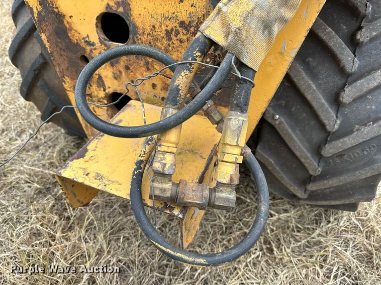 image for item OG9239 1986 Vermeer  LM-35 cable plow
