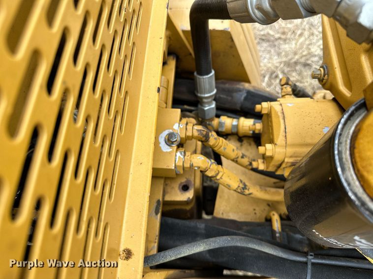 image for item OG9239 1986 Vermeer  LM-35 cable plow