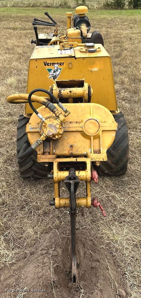 image for item OG9239 1986 Vermeer  LM-35 cable plow