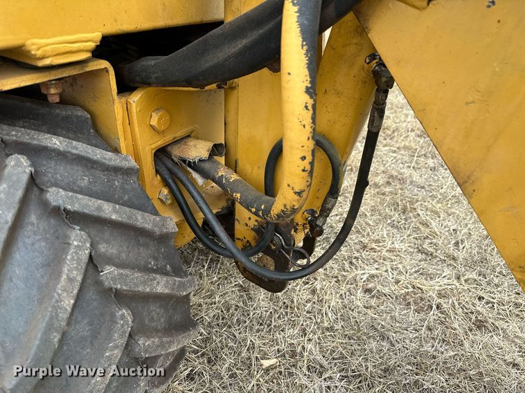 image for item OG9239 1986 Vermeer  LM-35 cable plow