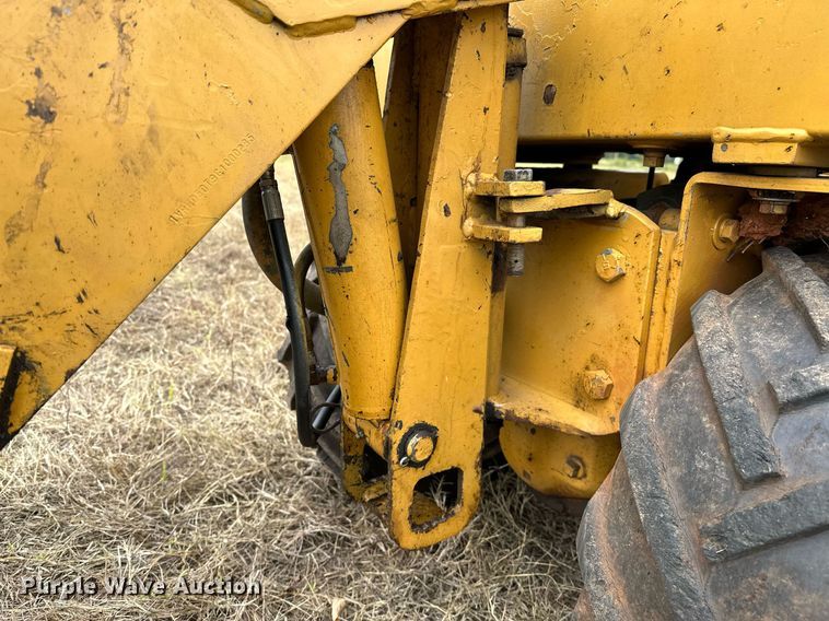 image for item OG9239 1986 Vermeer  LM-35 cable plow