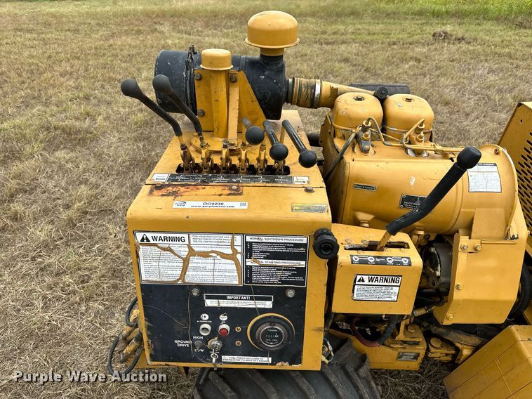 image for item OG9239 1986 Vermeer  LM-35 cable plow