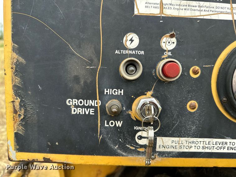 image for item OG9239 1986 Vermeer  LM-35 cable plow